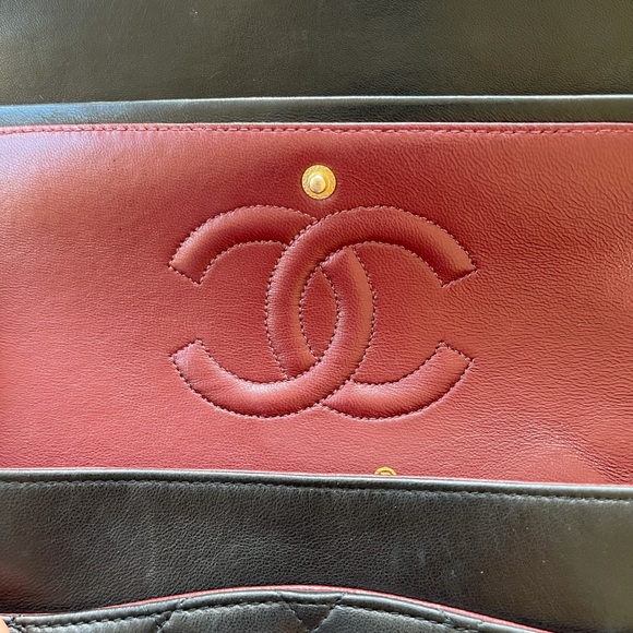 Authentic CHANEL black Double flap lambskin Leather Chain Gold bag 2.55 - Picture 4 of 16